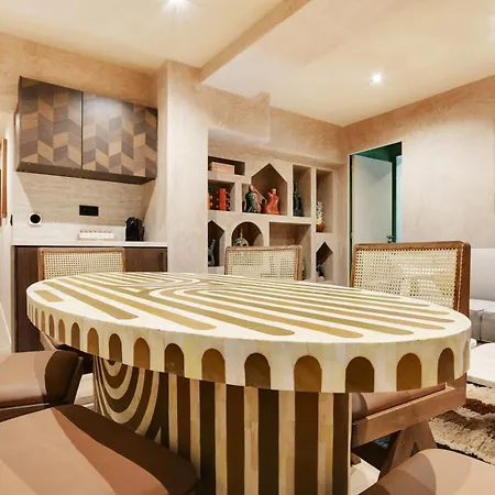Nochichi Collections - Center Apartment